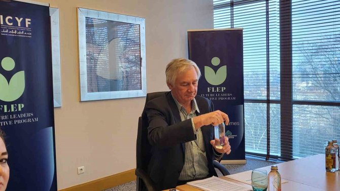 Eski İ̇ngiltere Savunma Bakanı Hoon Geleceğin Liderleri Yönetici Programı’na Katıldı