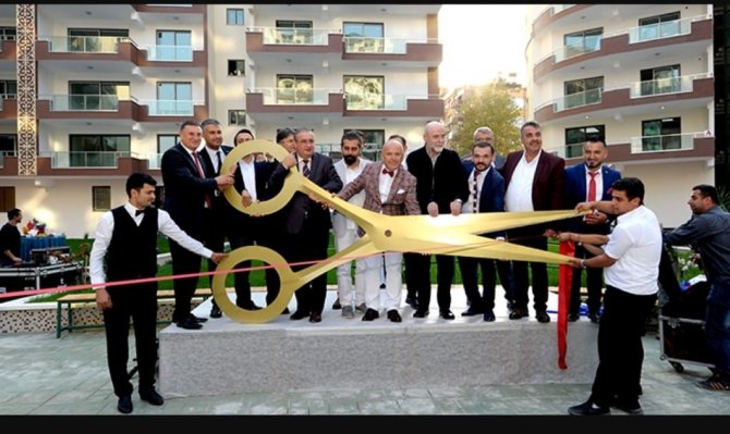 İ̇skenderun’da Yaptığı Binaları Yıkılmayan Müteahhitin Antakya’da Satın Aldığı Ev Yıkıldı