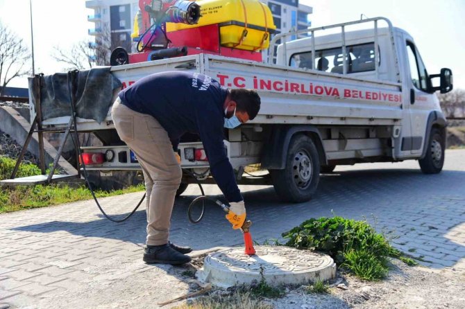 İ̇ncirliova Belediyesi İlaçlama Çalışması Başlattı