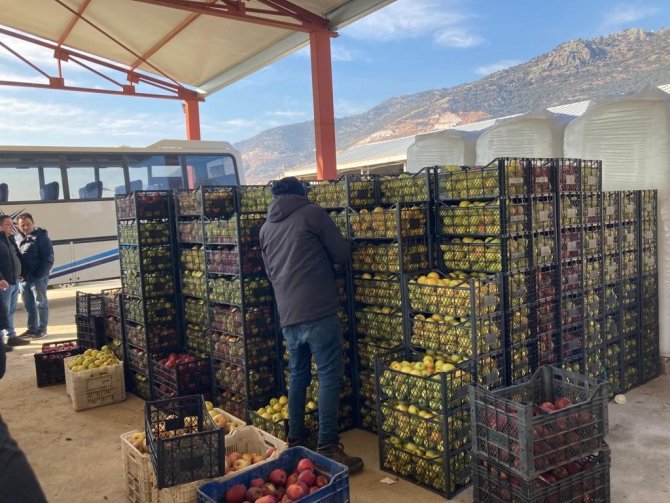Eğirdir’den Deprem Bölgesine Yardım