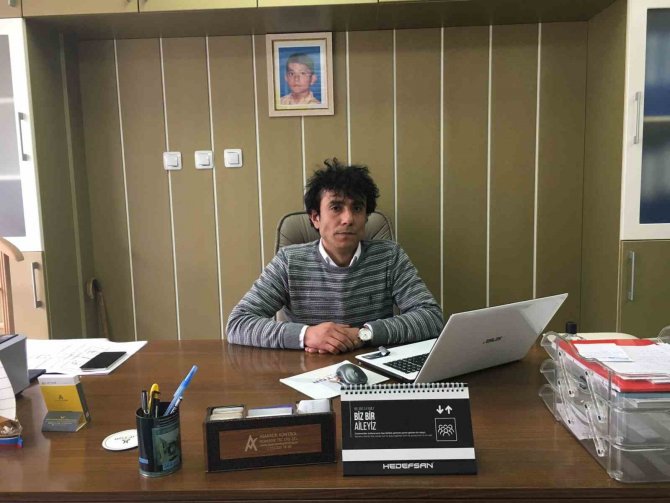 Yolda Hiç Tanımadıkları Kişilerin Emanet Ettiği Paraları Deprem Bölgesine Ulaştırdılar