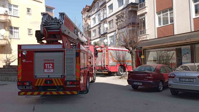 Şofben Patlayan Apartmanda Korku Dolu Anlar