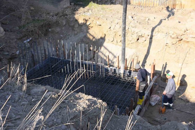 Salihli’de Yeni Köprülerin Ayak Temelleri Atılıyor