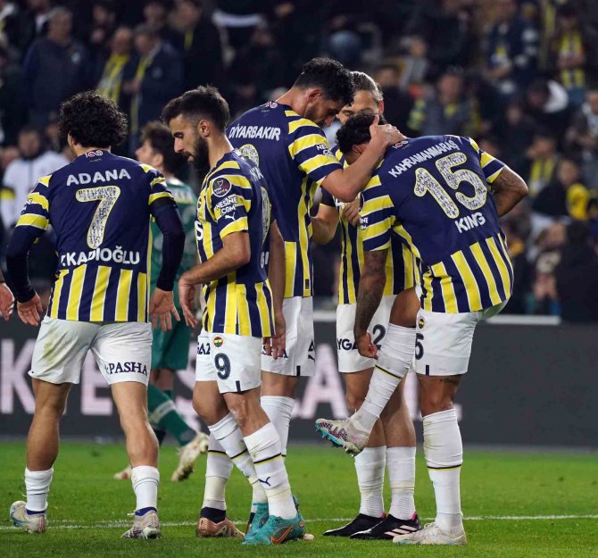 Spor Toto Süper Lig: Fenerbahçe: 4 - Konyaspor: 0 (Maç Sonucu)