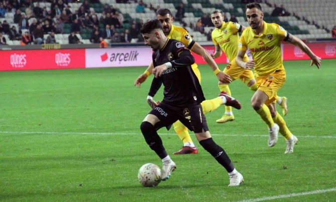Spor Toto Süper Lig: Giresunspor: 0 - Kayserispor: 2 (İ̇lk Yarı)