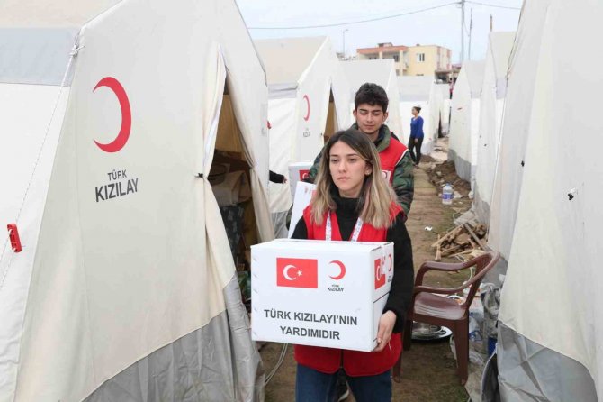 Kızılay Hijyen Malzemesi Dağıtımlarını Aralıksız Sürdürüyor