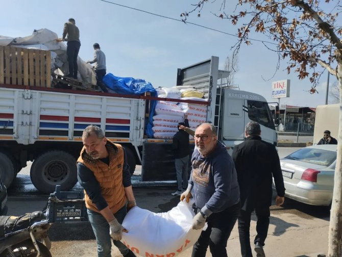 Adana’da Öğrenci Ve Öğretmenlerden Örnek Seferberlik