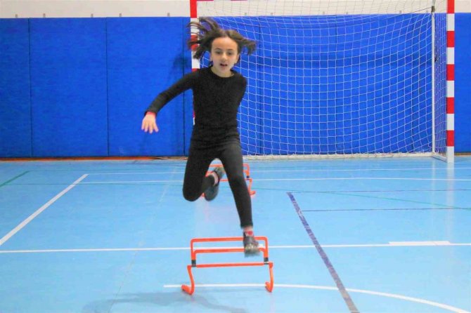 Afetzede Çocuklar Hayata Sporla Tutunuyor