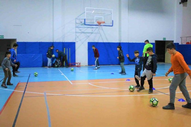 Afetzede Çocuklar Hayata Sporla Tutunuyor