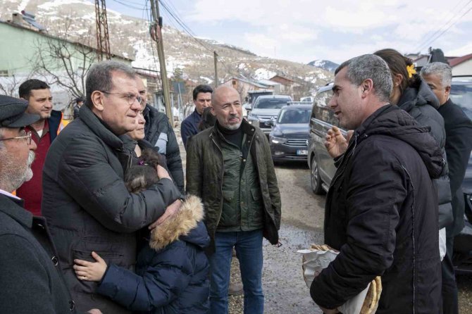 Başkan Seçer: "Adıyaman’ın Ayağa Kalkması İçin Her Türlü Gayreti Göstereceğiz"
