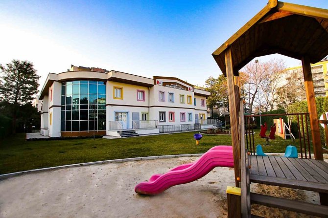 Bayraklı’da Depremzede Minikler Anaokullarına Yerleştirilecek