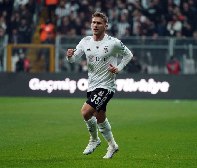 Beşiktaş’ta 17’lik Semih, İlk Kez Forma Giydi