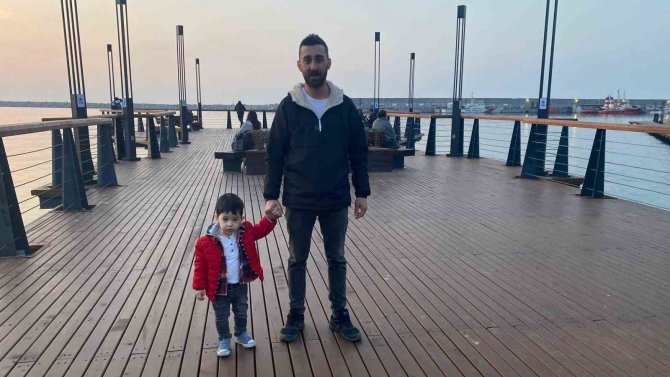 Belediye Personeli 92. Saatte Anne Ve Kızının Kurtarılma Anını Anlattı