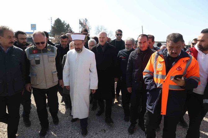 Diyanet İ̇şleri Başkanı Erbaş, Malatya’da İncelemelerde Bulundu