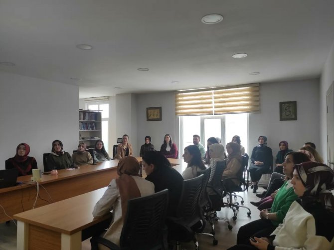 Afet Bölgelerinde Çalışan Ekiplere Eğitim Verildi