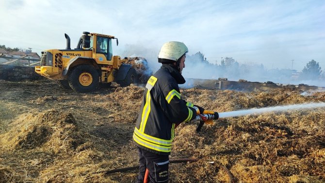 Amasya’da 90 Ton Saman Alev Alev Yandı