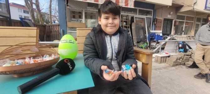 9 Yaşındaki Enis Kaan Evde Ürettiği Sabunları Satıp Ücretini Depremzedelere Gönderiyor