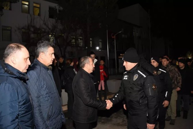 Erzincan’dan 100 Polis Deprem Bölgesine Uğurlandı