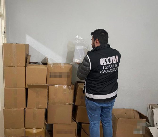 İ̇zmir’de Sahte Etil Alkol Kaçakçılarına Operasyon