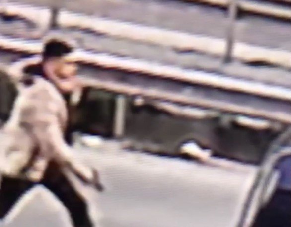 Kağıthane’de Trafikte Dehşet Anları Kamerada: Tartıştığı Sürücüye Ateş Açtı