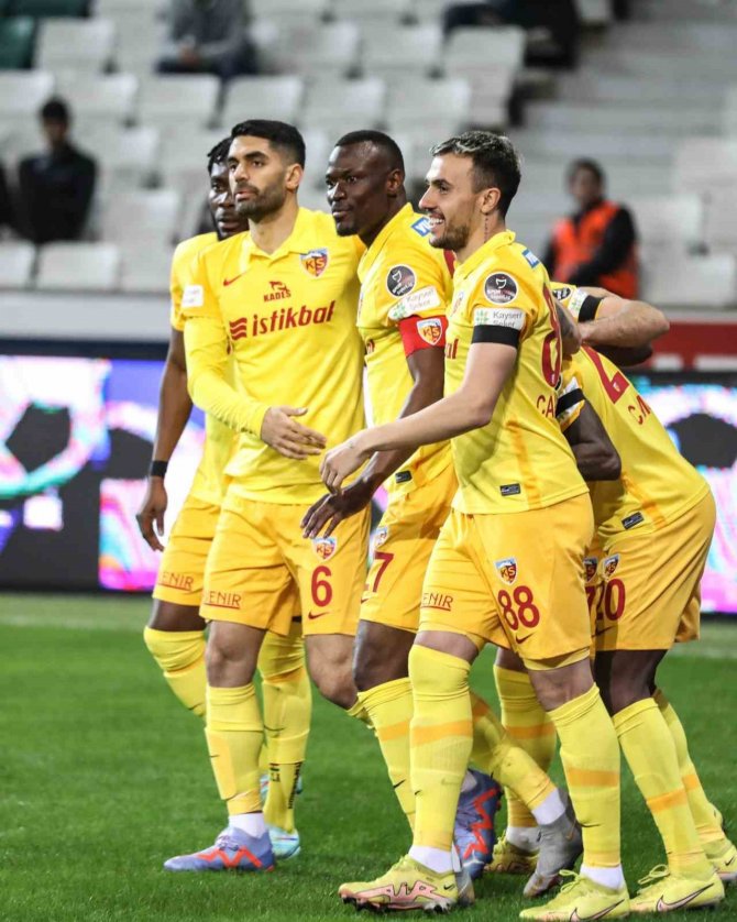 Kayserispor Ligdeki 11. Galibiyetini Aldı