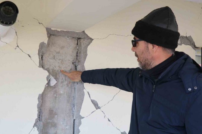 Korkutan İddia: Kolonlarına Ekleme Yapılan Binaya ‘Az Hasarlı’ Raporu Verildi