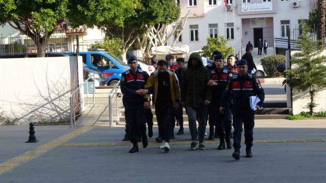 Uyuşturucuyla Yakalandı, ’Depremzedeleri Taşıyorum’ Dedi