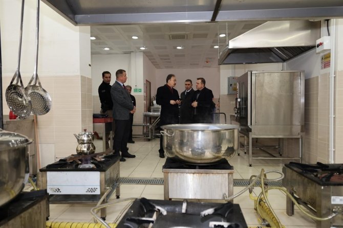 Bilecik’te Bin 904 Öğrenciye Ücretsiz Sıcak Yemek