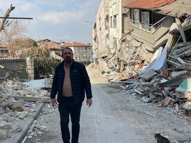 Başkan Gümrükçü, İmar Komisyonu Üyeleriyle Deprem Bölgesinde