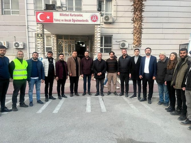 Başkan Gümrükçü, İmar Komisyonu Üyeleriyle Deprem Bölgesinde