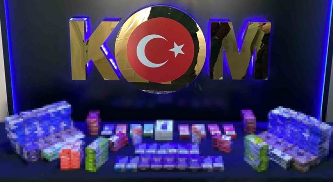 Tütün Kaçakçılığı Yaptığı İddia Edilen 4 Şüpheli Yakalandı