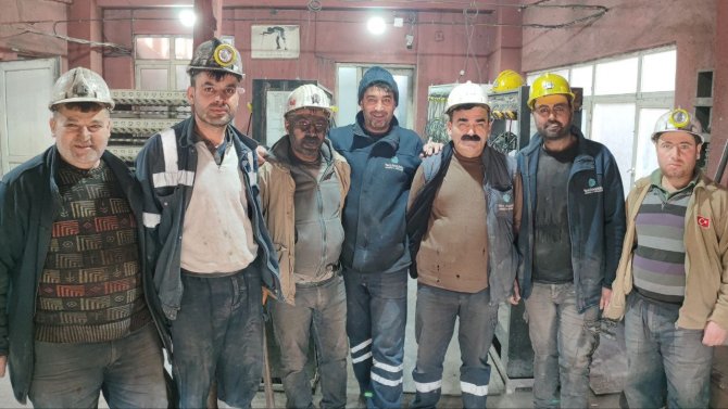 Kara Gün Dostu Kahraman Madenciler: “60 Saat Uykusuz Kaldık”