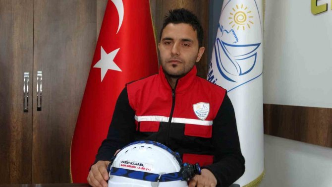 Çinli Ekibe Otlu Peynir İkram Eden Arama Kurtarma Görevlisi Konuştu