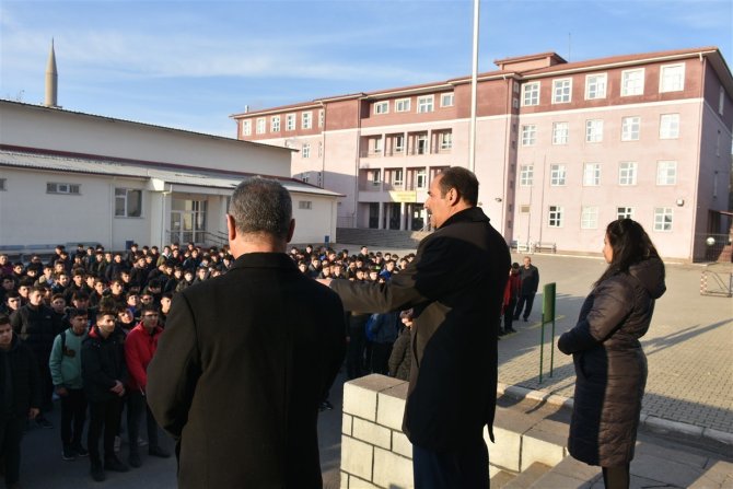 Gün: “Eğitim Ailemizin Tüm Fertleri, Deprem Bölgesindeki Kardeşlerimiz İçin Seferber Oldu”