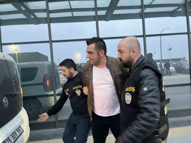 İ̇ş Arkadaşını Silahla Vurarak Ağır Yaralayan Zabıta Memuru Gözaltına Alındı