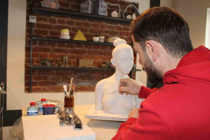 Seramik Ustası Sanatının Dijitalleşme Sürecini Anlattı