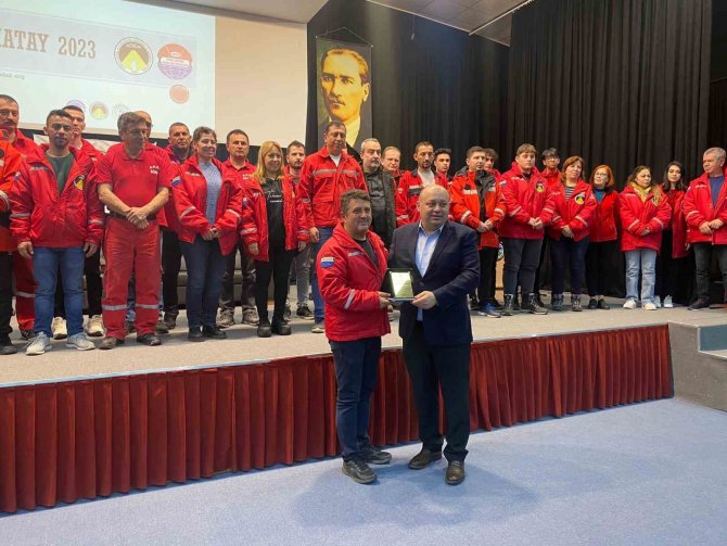 Göndak Doğal Afetler İle İlgili Gönen Halkına Eğitim Verdi