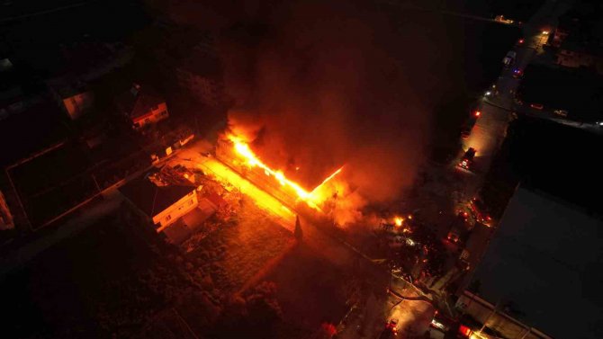 Hatay’da Fabrika Yangını