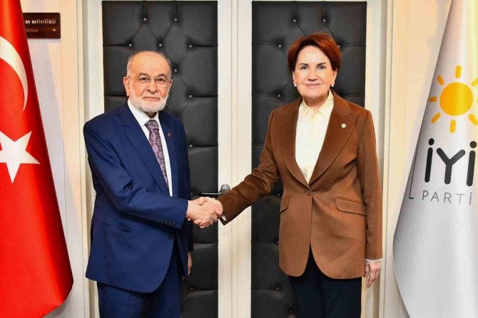İ̇yi̇ Parti Lideri Akşener, Saadet Partisi Lideri Karamollaoğlu’yla Bir Araya Geldi