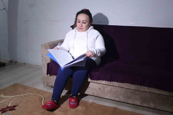 Hem Sağlığından Hem İşinden Oldu, Üstüne Bir De Borçlandı