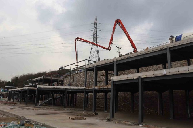 Gölkay Park, Adım Adım Yeni Görünümüne Kavuşuyor