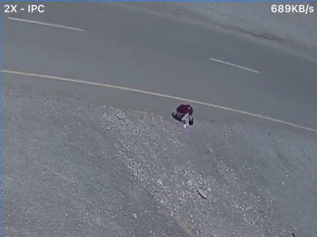 Küçük Kız Hareket Halindeki Minibüsten Düştü, Şoför Yola Devam Etti