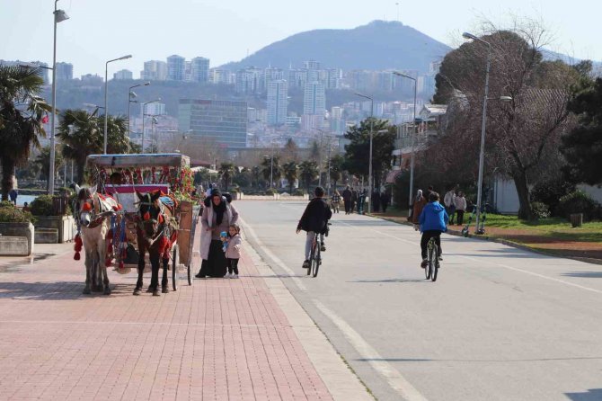 Samsun Şubat Ayında 23,6 Dereceyi Gördü