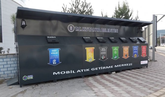 Hedef Daha Temiz Bir Kütahya, Şehrin 14 Ayrı Bölgesine ’Mobil Atık Getirme Merkezi’ Yerleştirildi