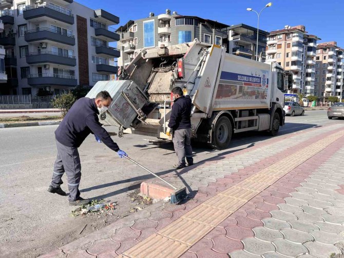 Selçuklu Belediyesi Antakya Ve İ̇skenderun’da Çalışmalarını Sürdürüyor