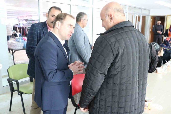 Siirt Vali Vekili Abdulhamit Mutlu, Depremzede Ailelerin Sorun Ve Taleplerini Dinledi