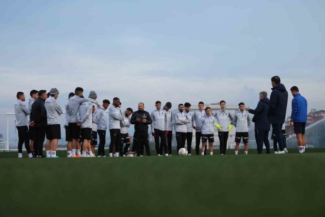 Trabzonspor, Ümraniyespor Maçı Hazırlıklarına Başladı