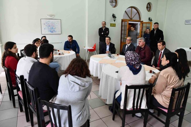 Başkan Ataç Depremzede Aileler İle Buluştu