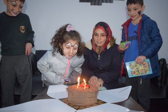 Çiğiltepe Yurdu’nda Minik Hatice’nin Doğum Günü Heyecanı