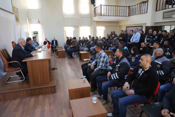 Artuklu Belediyesinden Personele Yüzde Yüz Zam